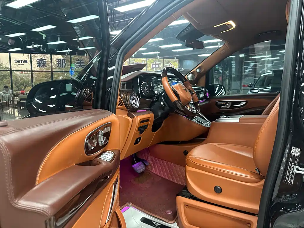 Vito 2023 2.0T Business Edition 7 seats купить на сайте DeffCars