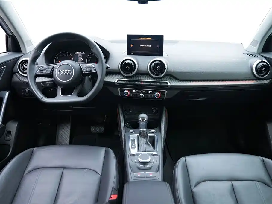 Audi Q2L 2022 35 TFSI fashionable and dynamic купить на сайте DeffCars