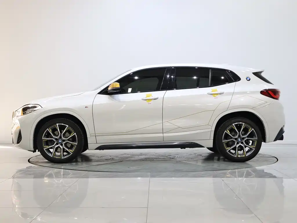 BMW X2 2023 sDrive 25i Sunlight Edition купить на сайте DeffCars
