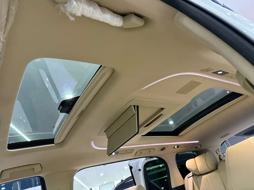 Wilfa 2021 Crown Dual Engine 2.5L HV Premium Edition купить на сайте DeffCars