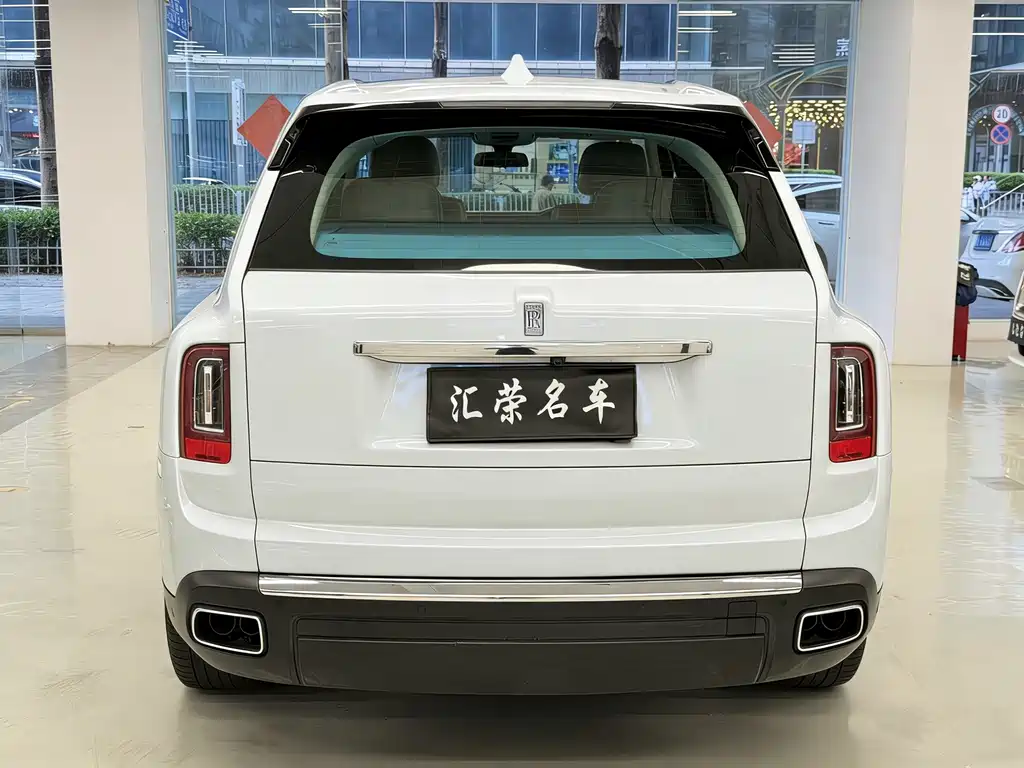Cullinan 2018 four-seat version купить на сайте DeffCars
