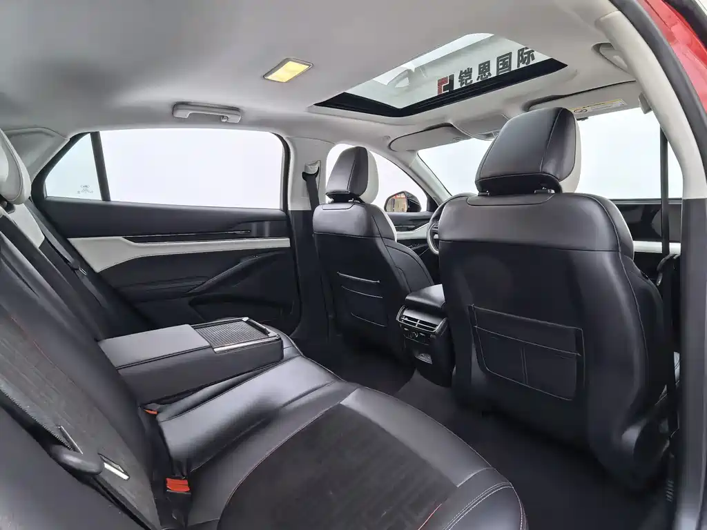 Mondeo 2022 EcoBoost 245 Luxury купить на сайте DeffCars