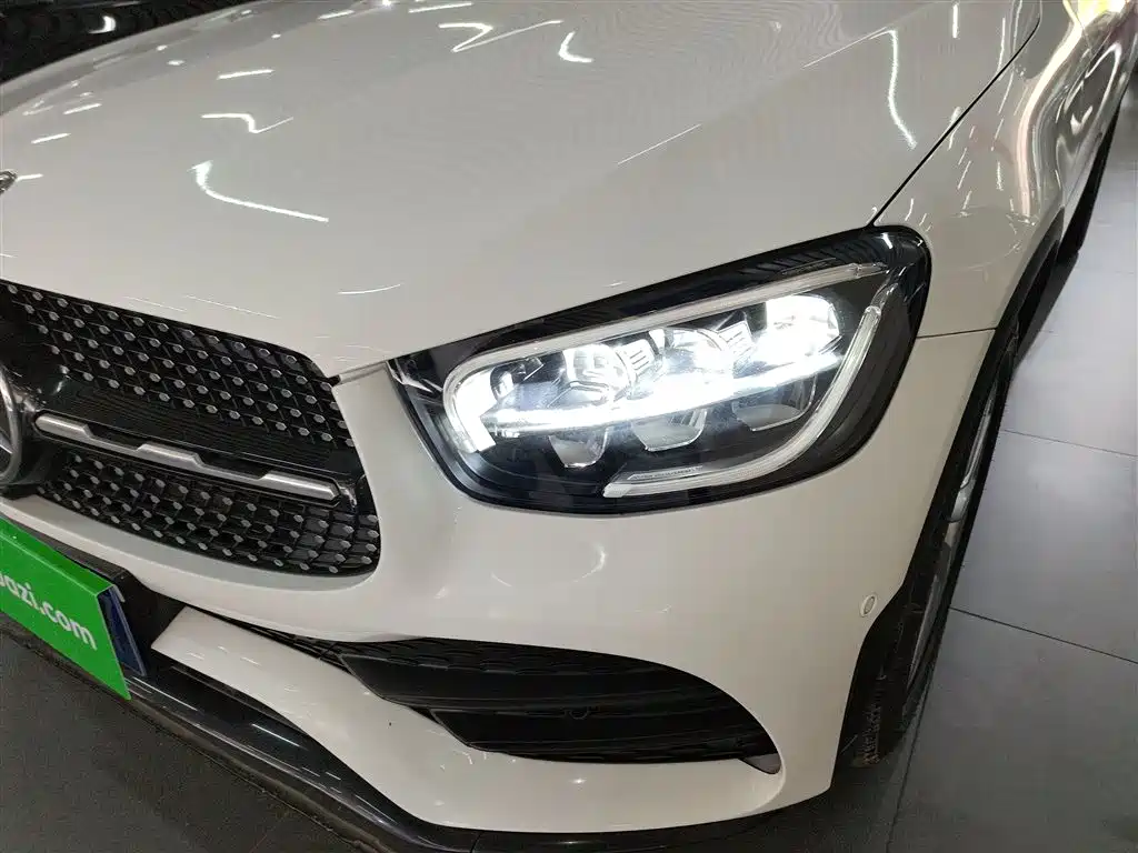 Mercedes-Benz GLC Coupe 2020 GLC 260 4MATIC Coupe SUV купить на сайте DeffCars