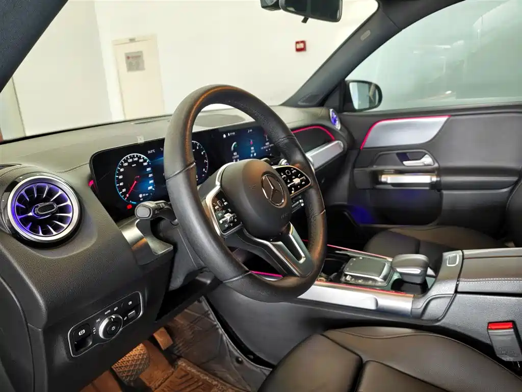 Mercedes-Benz GLB 2023 GLB 220 Dynamic купить на сайте DeffCars