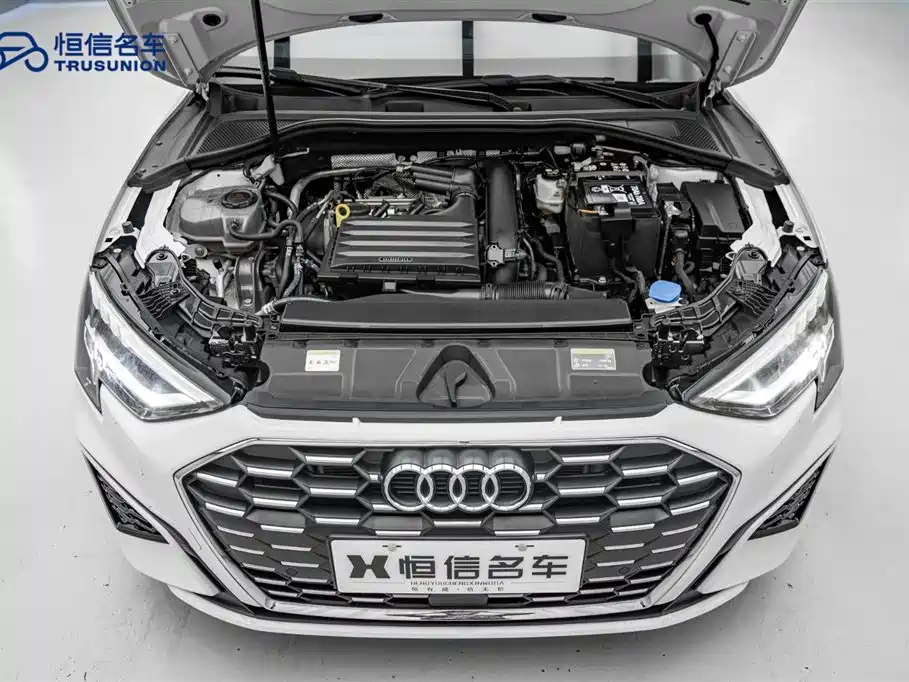 Audi A3 2024 Sportback 35 TFSI stylish and sporty купить на сайте DeffCars