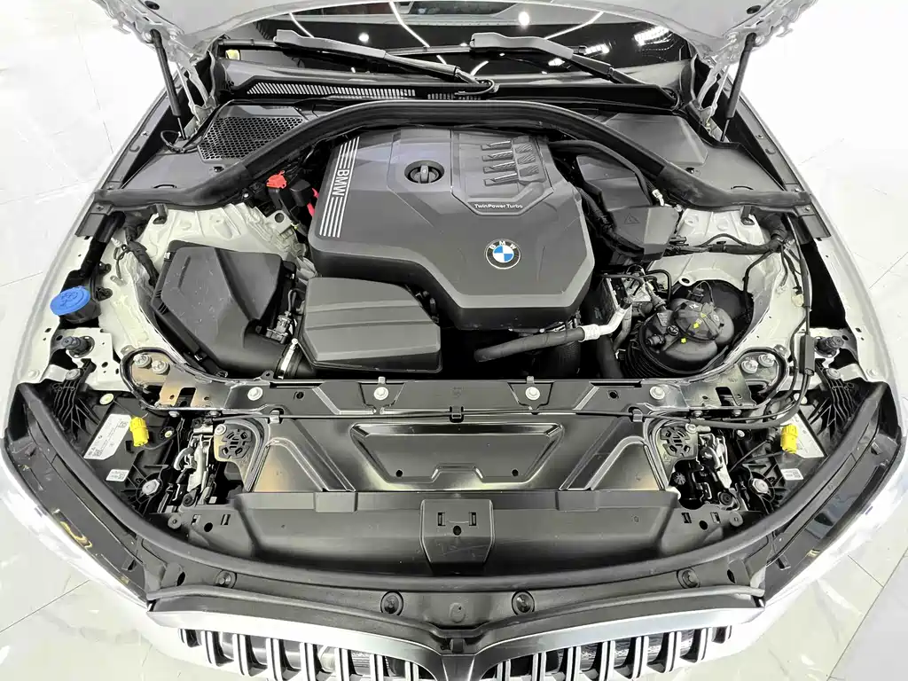 BMW 3 Series 2023 320Li M Sports Package купить на сайте DeffCars