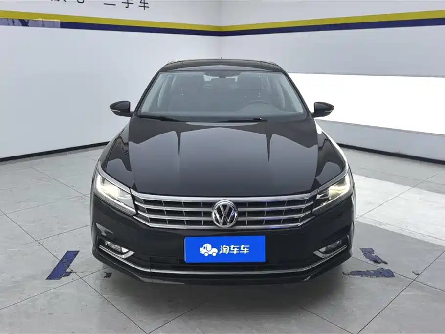 Passat 2017 330TSI DSG Royal Edition купить на сайте DeffCars