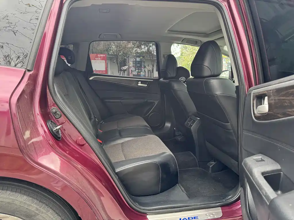Jade 2017 1.8L automatic comfort version 5 seats купить на сайте DeffCars