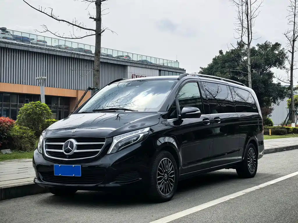 Mercedes-Benz V-Class 2018 V 260 L Premium Extended Edition National VI купить на сайте DeffCars