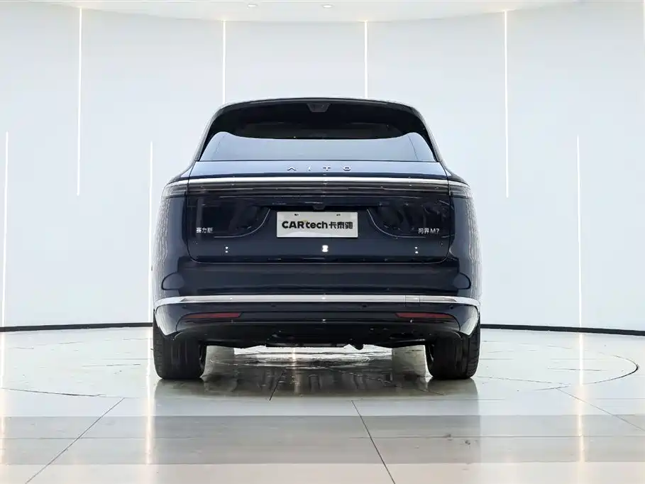 Wenjie M7 2026 extended range Max four-wheel drive version 5 seats купить на сайте DeffCars