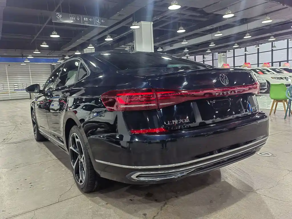 Passat 2023 330TSI Starry Sky Elite Edition купить на сайте DeffCars