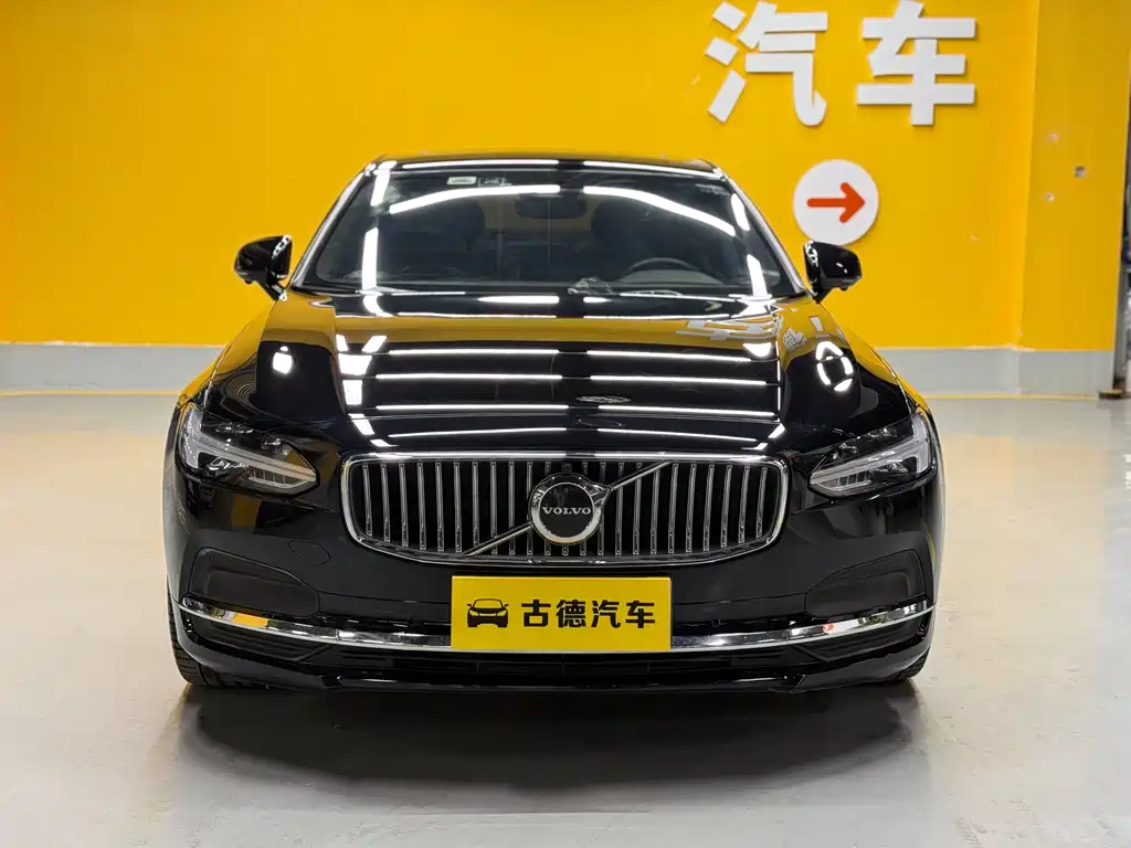 Volvo S90 2022 B5 Zhiyuan Luxury Edition купить на сайте DeffCars