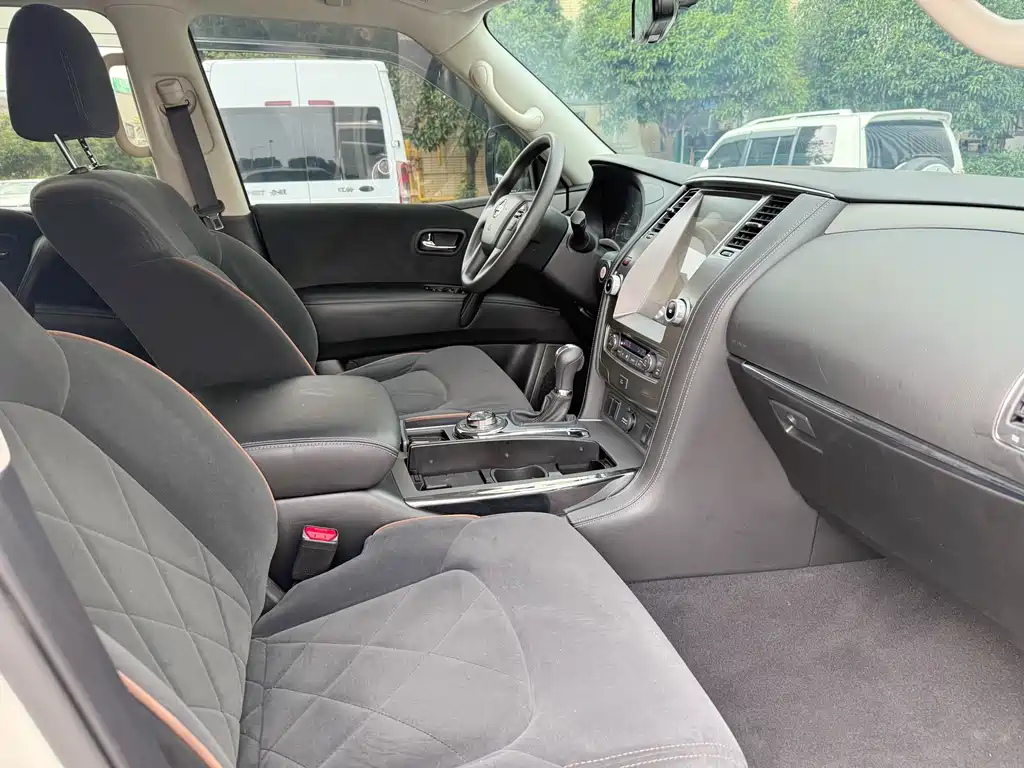 Patrol 2018 4.0L LinkedIn model купить на сайте DeffCars
