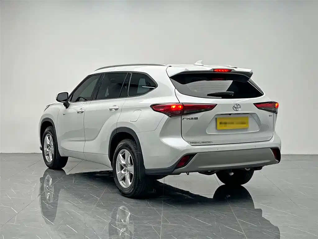 Highlander 2024 2.5L smart electric hybrid dual-engine two-wheel drive elite version 5 seats купить на сайте DeffCars