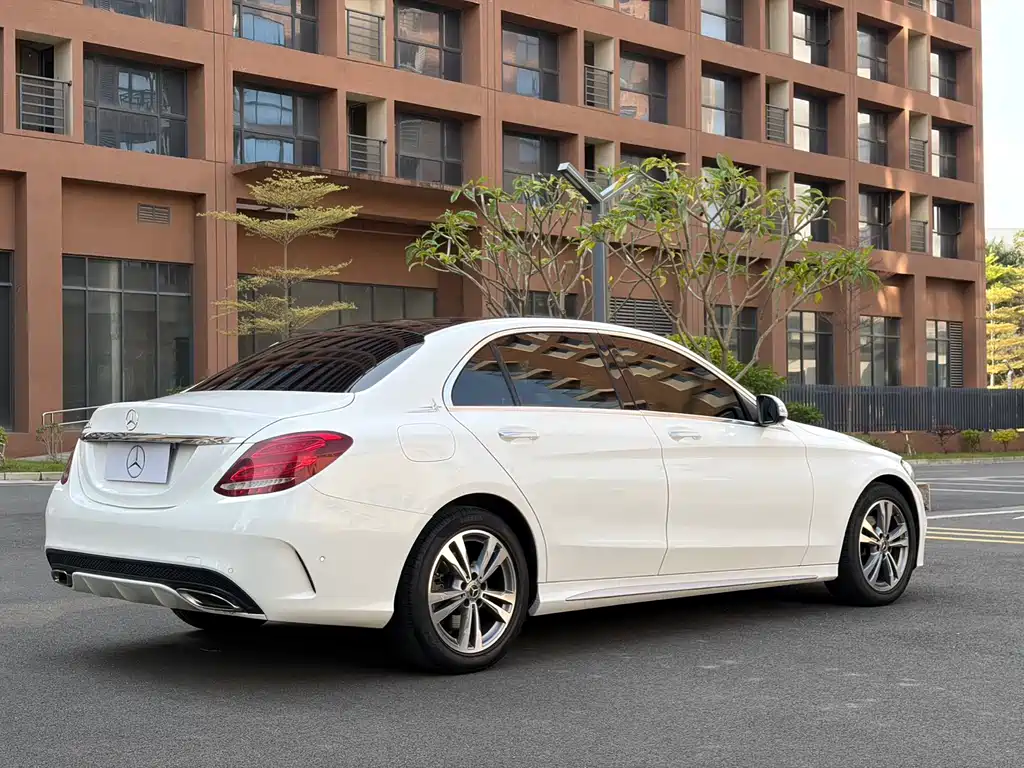 Mercedes-Benz C-Class 2017 facelift C 200 L sports version купить на сайте DeffCars