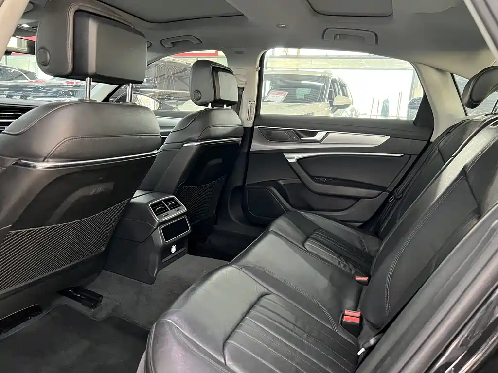 Audi A6L 2022 45 TFSI Premium Dynamic Model купить на сайте DeffCars