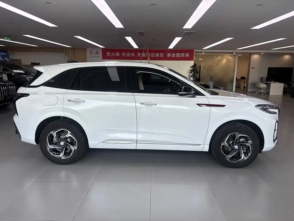 Hongqi HS3 2025 1.5T Shanwei Edition купить на сайте DeffCars