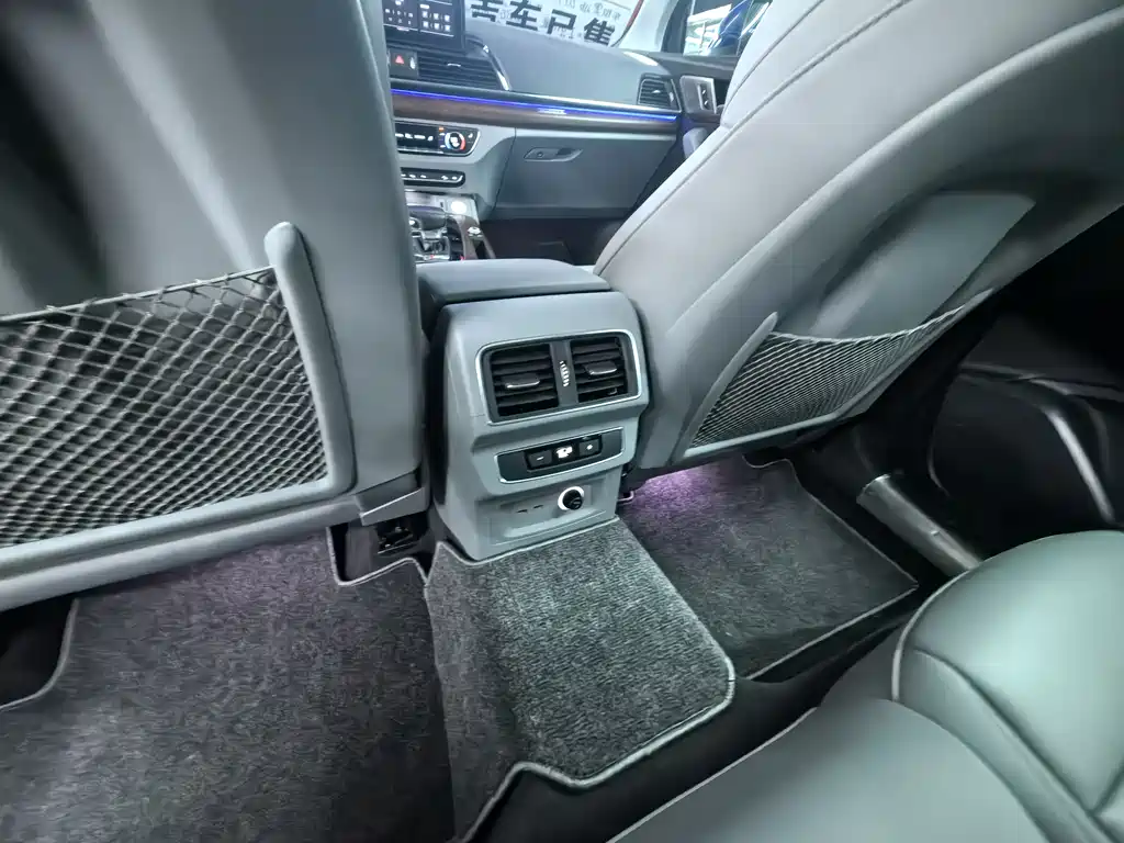 Audi Q5L 2021 40 TFSI luxury and dynamic model купить на сайте DeffCars