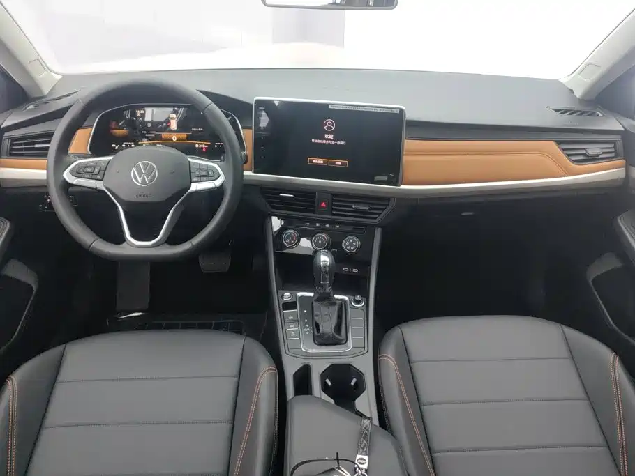Bora 2025 200TSI DSG Yue Xing Navigation Edition купить на сайте DeffCars