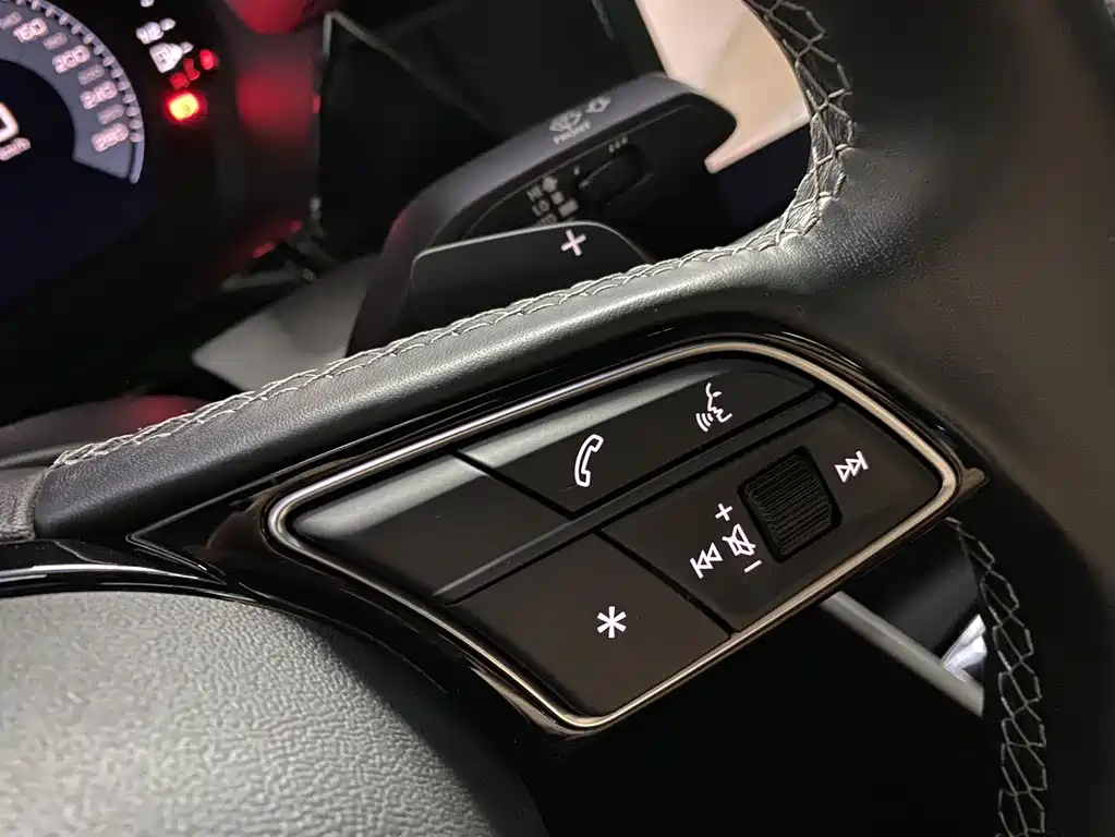 Audi A3 2023 A3L Limousine 35 TFSI Fashionable and Sporty купить на сайте DeffCars