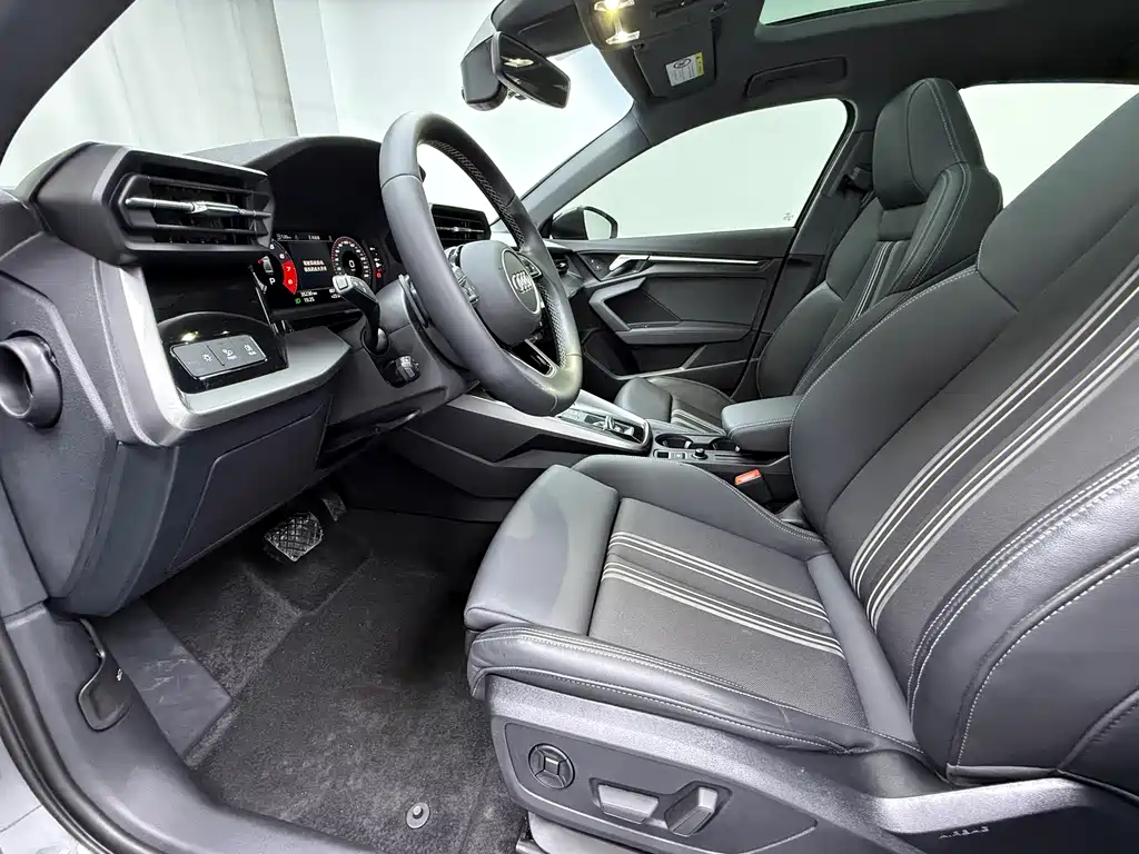 Audi A3 2023 A3L Limousine 35 TFSI Fashionable and Sporty купить на сайте DeffCars
