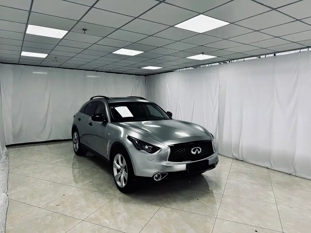 Infiniti QX70 2013 3.7L Transcend Edition купить на сайте DeffCars