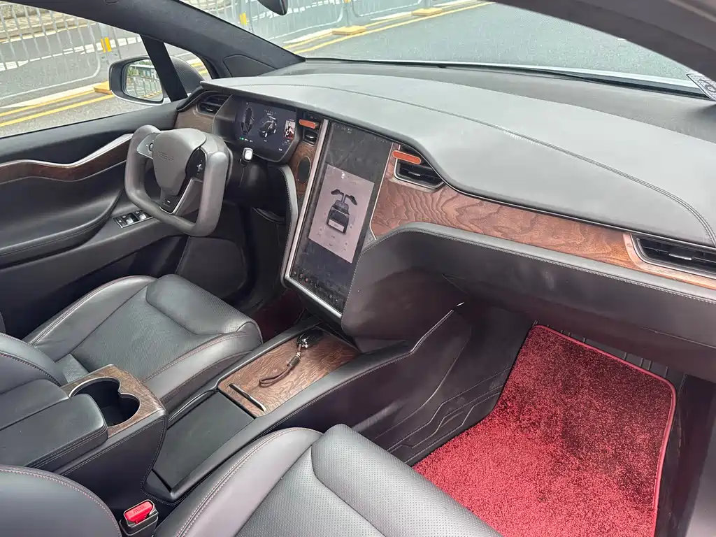 Model X 2017 Model X 100D Long Range Edition купить на сайте DeffCars