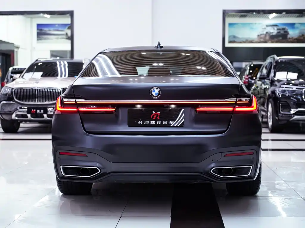 BMW 7 Series 2022 740Li xDrive Executive M Sports Package купить на сайте DeffCars