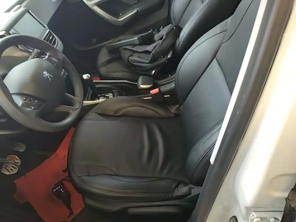 Peugeot 2008 2018 1.6L Automatic Fashion Edition купить на сайте DeffCars