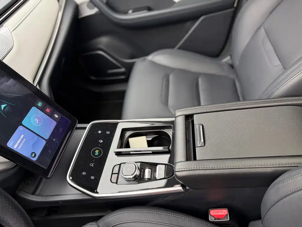 WM EX5 2019 EX5 Extra Innovation Edition 400 купить на сайте DeffCars