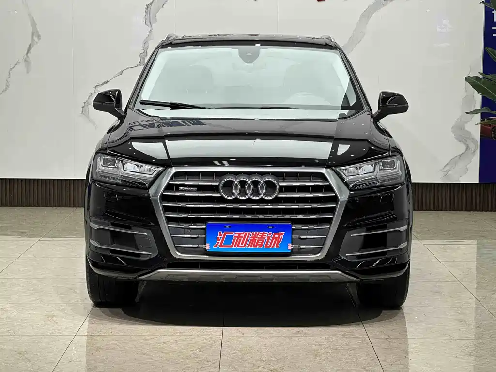 Audi Q7 2018 45 TFSI Technology купить на сайте DeffCars