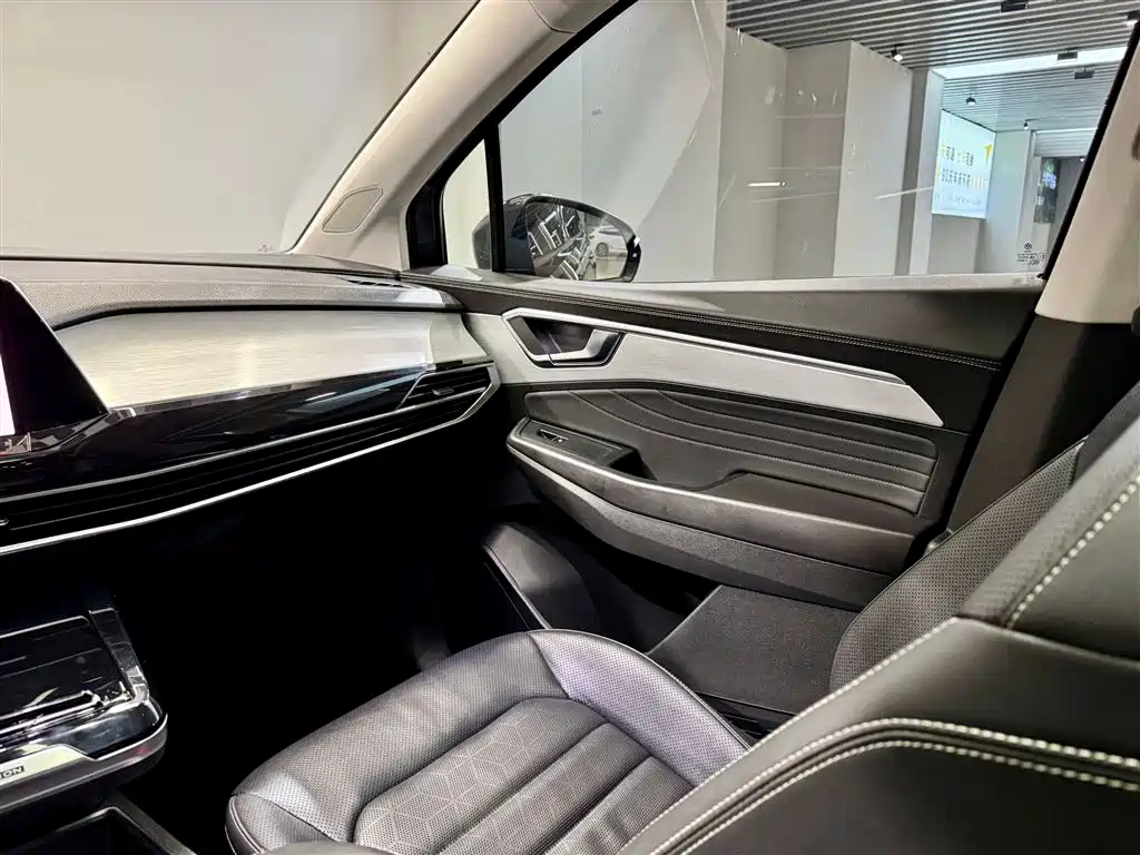 Lanjing 2022 380TSI four-wheel drive luxury Jiajing Edition Pro 6 seats купить на сайте DeffCars