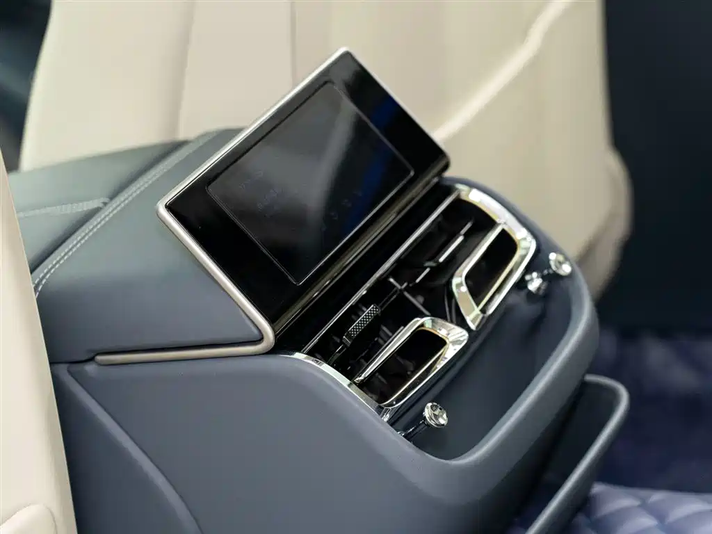 Flying Spur 2020 6.0T W12 Standard Edition купить на сайте DeffCars