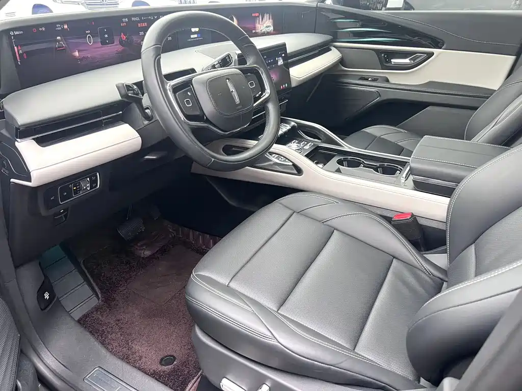 Voyager 2023 2.0T four-wheel drive premium version купить на сайте DeffCars