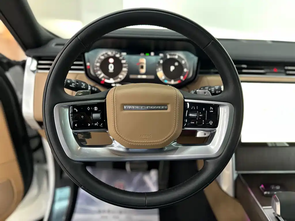 Range Rover 2024 3.0 L6 400PS Extended Edition купить на сайте DeffCars