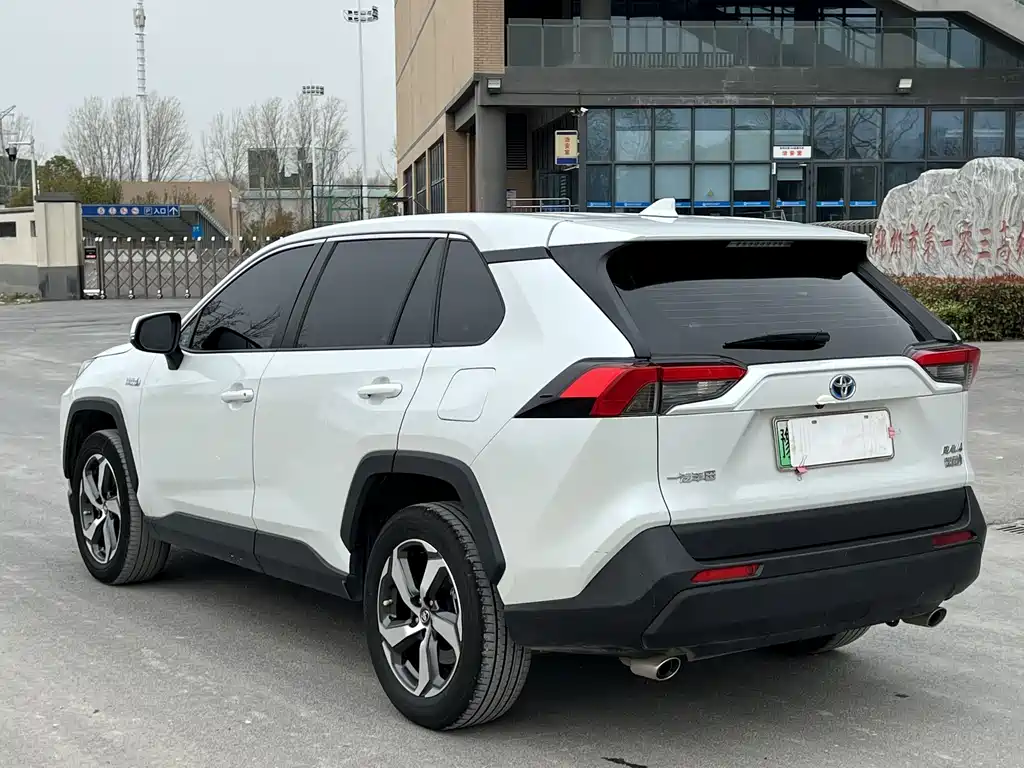 RAV4 Rongfang Dual Engine E+ 2021 2.5L 2WD Elite Pro купить на сайте DeffCars