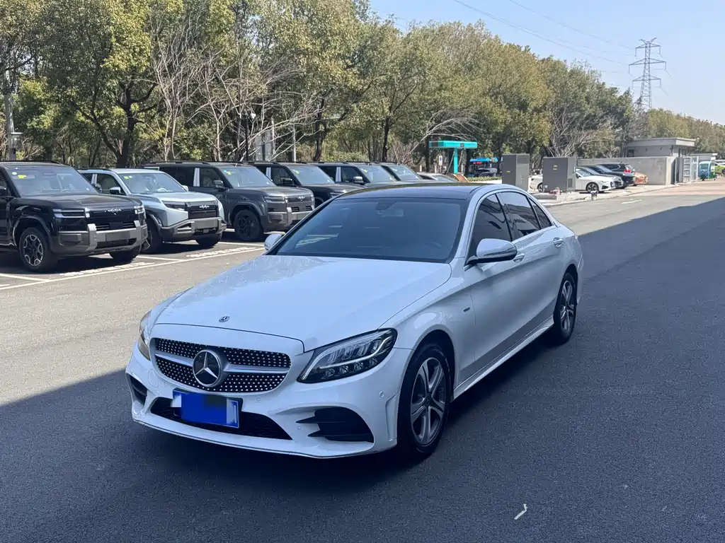 Mercedes-Benz C-Class 2019 C 260 L Sports Edition купить на сайте DeffCars