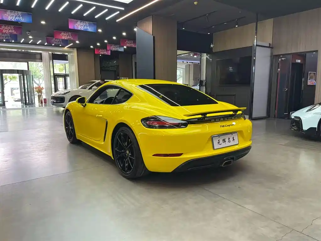 Porsche 718 2018 Cayman 2.0T купить на сайте DeffCars
