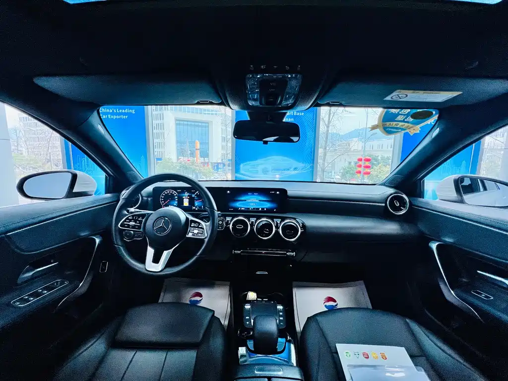 Mercedes-Benz A-Class 2022 facelift A 180 L sports sedan купить на сайте DeffCars