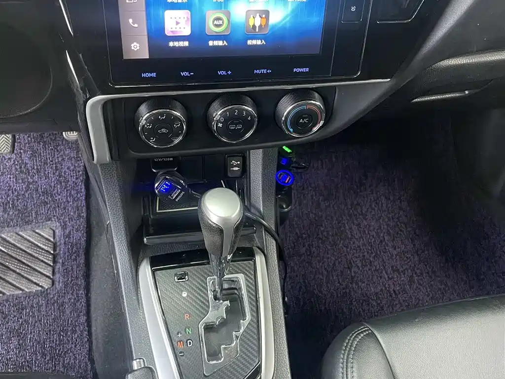 Corolla 2017 facelift 1.2T S-CVT GL-i leather version купить на сайте DeffCars