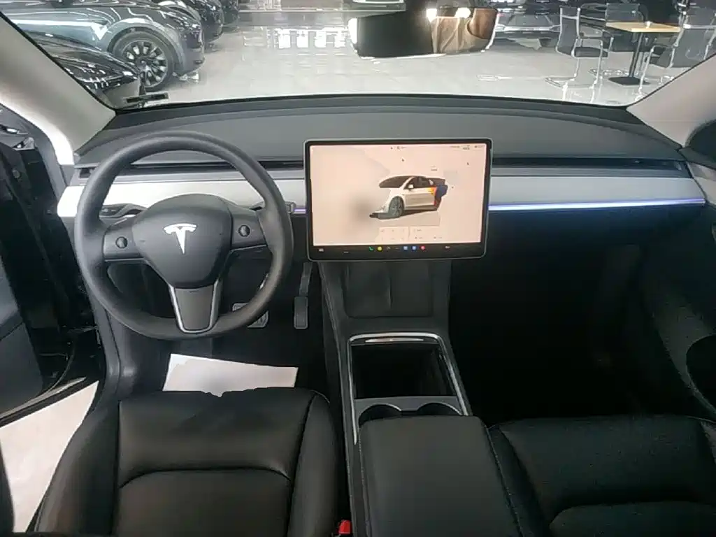 Model Y 2024 rear-wheel drive version купить на сайте DeffCars