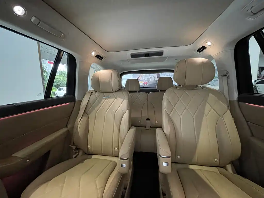 Aito M8 2025 Extended Range Ultra Edition 53.4kWh 6-Seat (192-wire LiDAR) купить на сайте DeffCars