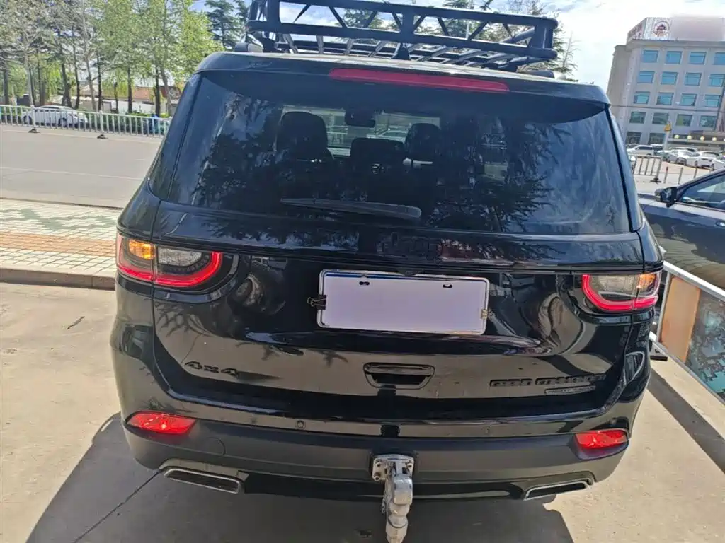 Grand Commander 2020 2.0T 4WD Nighthawk Edition купить на сайте DeffCars