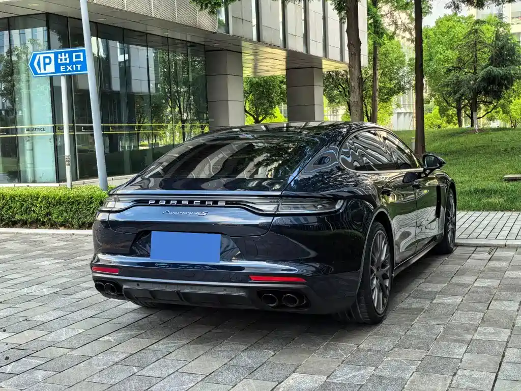 Panamera 2023 Panamera 4 Executive Extended Edition 2.9T купить на сайте DeffCars
