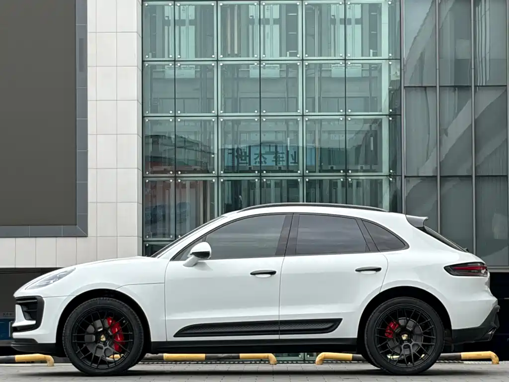 Macan 2022 Macan 2.0T купить на сайте DeffCars
