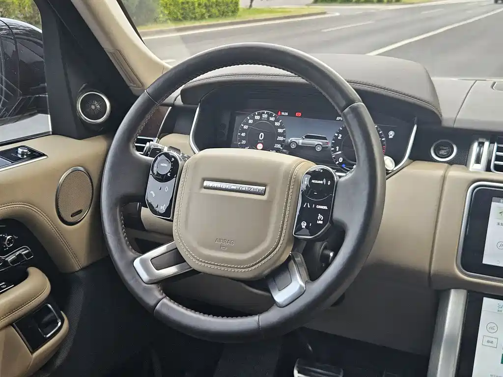 Range Rover 2021 3.0 L6 Legend Extended Classic Edition купить на сайте DeffCars