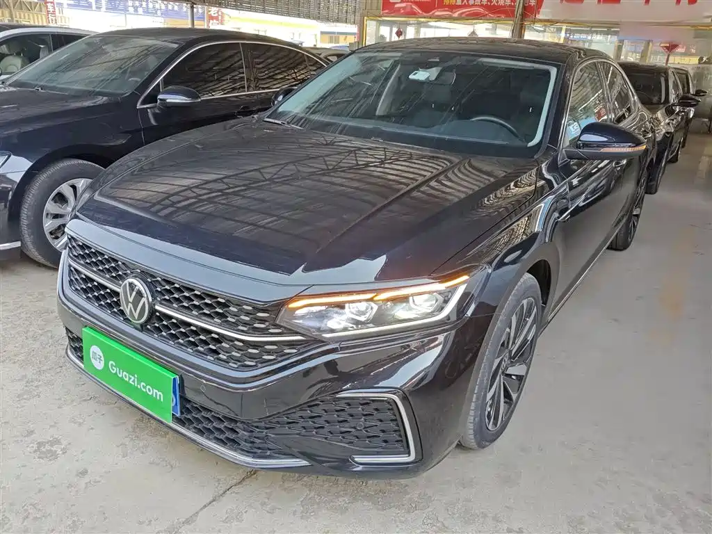 Passat 2022 330TSI Starry Sky Deluxe Edition купить на сайте DeffCars