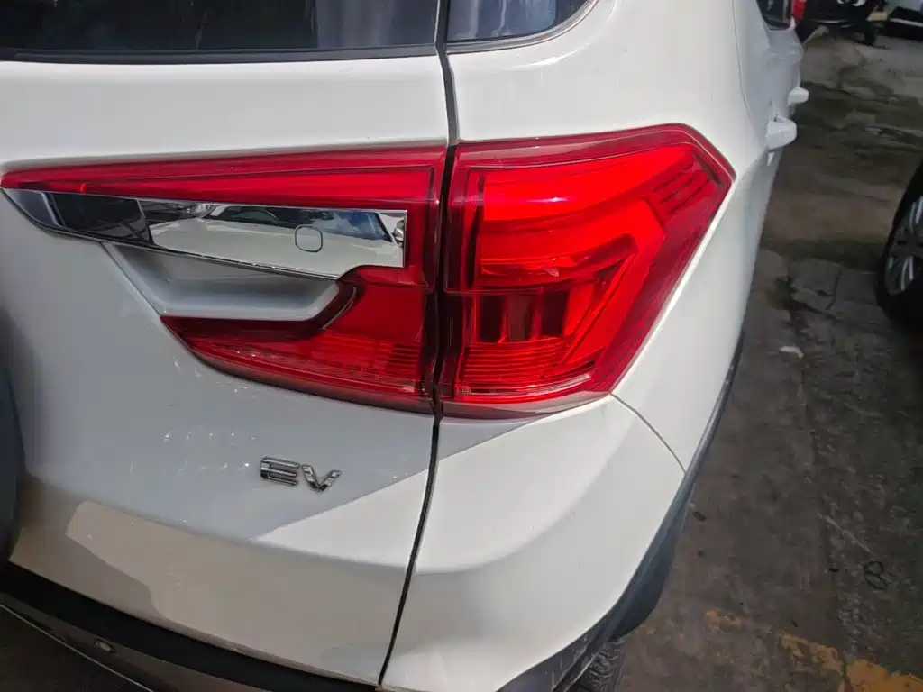 Yuan New Energy 2019 EV535 High Energy Pilot Edition купить на сайте DeffCars