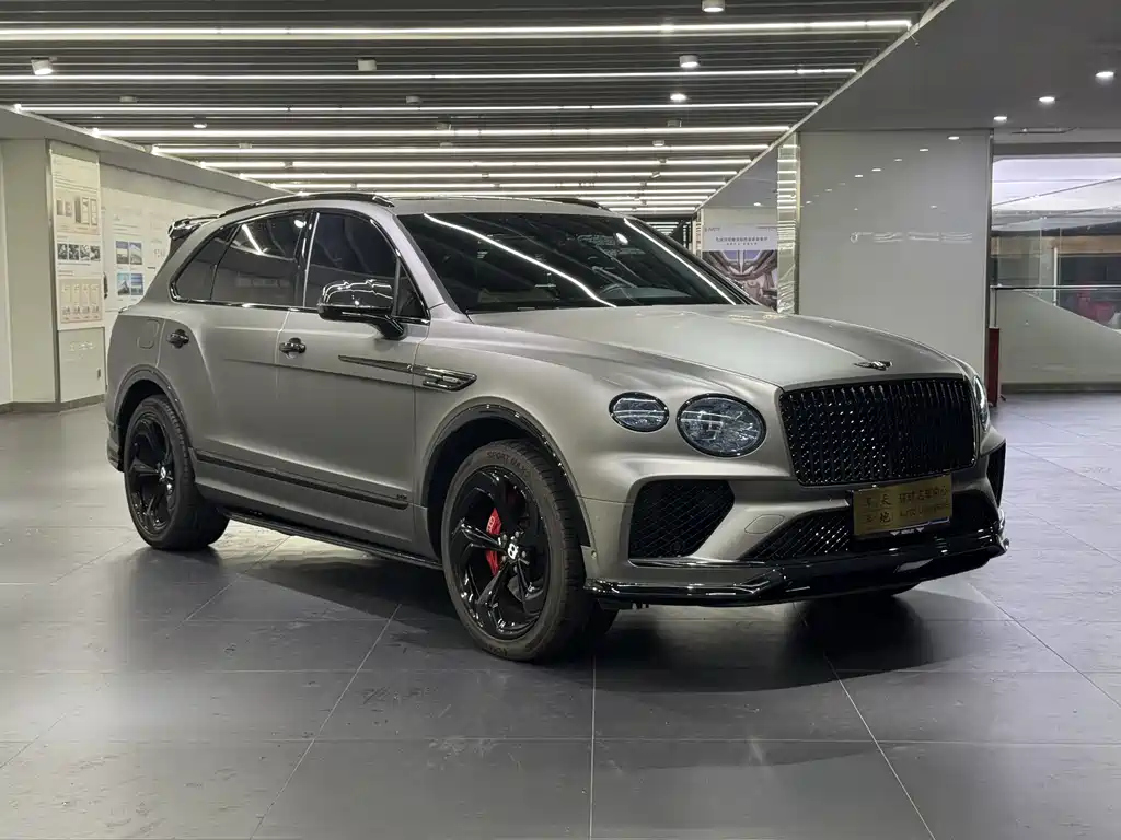 Bentayga 2022 4.0T V8 купить на сайте DeffCars
