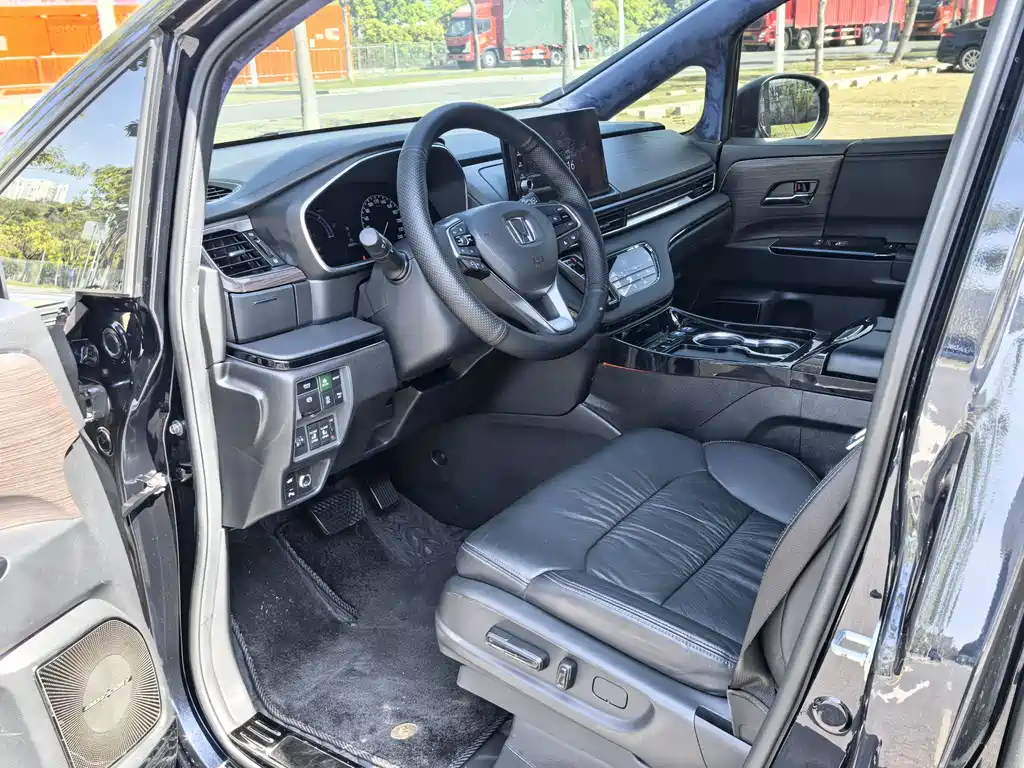 Odyssey 2024 2.0L e:HEV Rui·Lingxiang Edition купить на сайте DeffCars